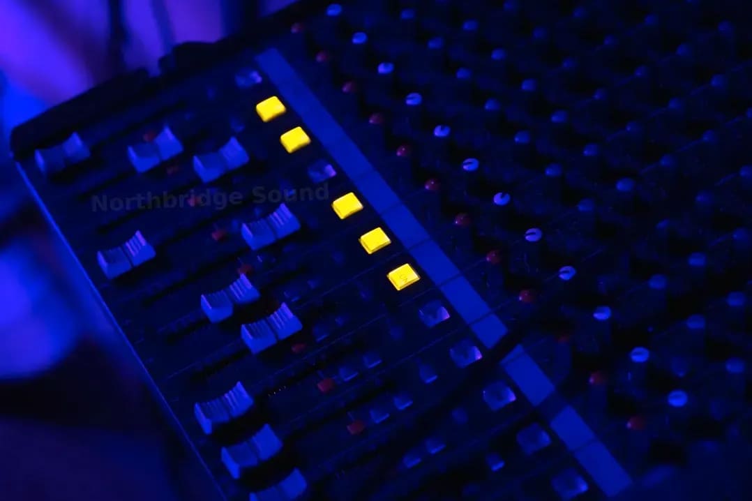 Live event sound engineering